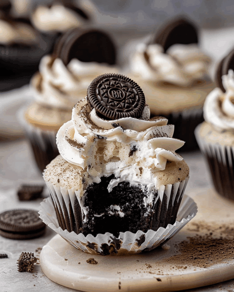 Cookies & Cream Oreo Cupcakes