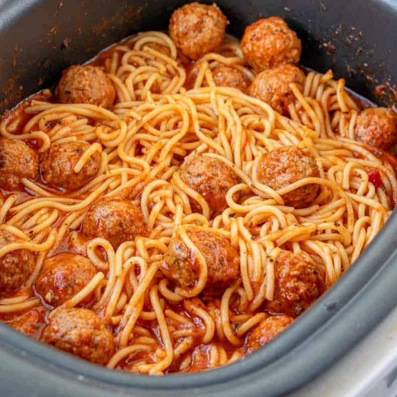 Crockpot Spaghetti and Meatballs Recipe