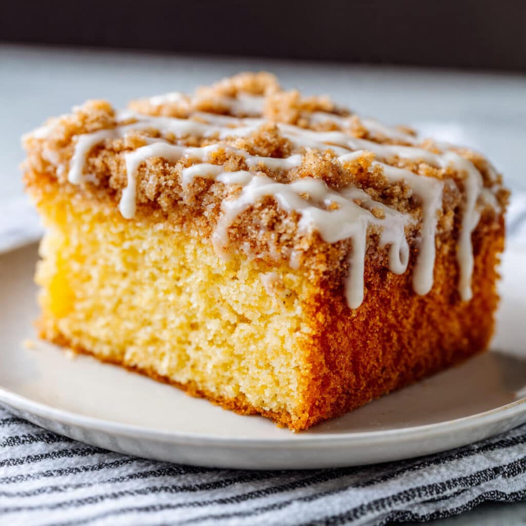 Pumpkin Cinnamon Roll Cake Recipe