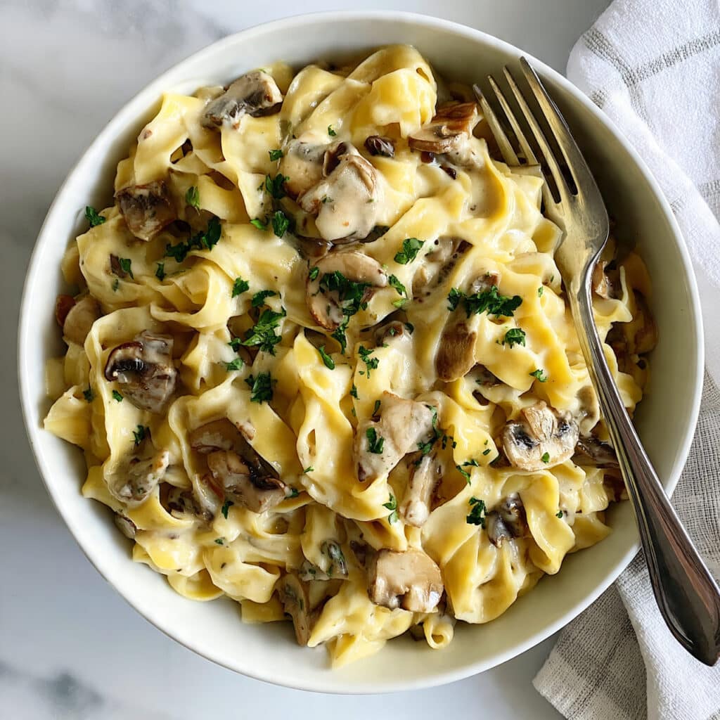 Creamy Chicken and Mushroom Pasta Recipe