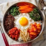 Easy Ground Beef Bibimbap: Korean Rice Bowl with Vegetables and Spicy Gochujang Sauce Recipe